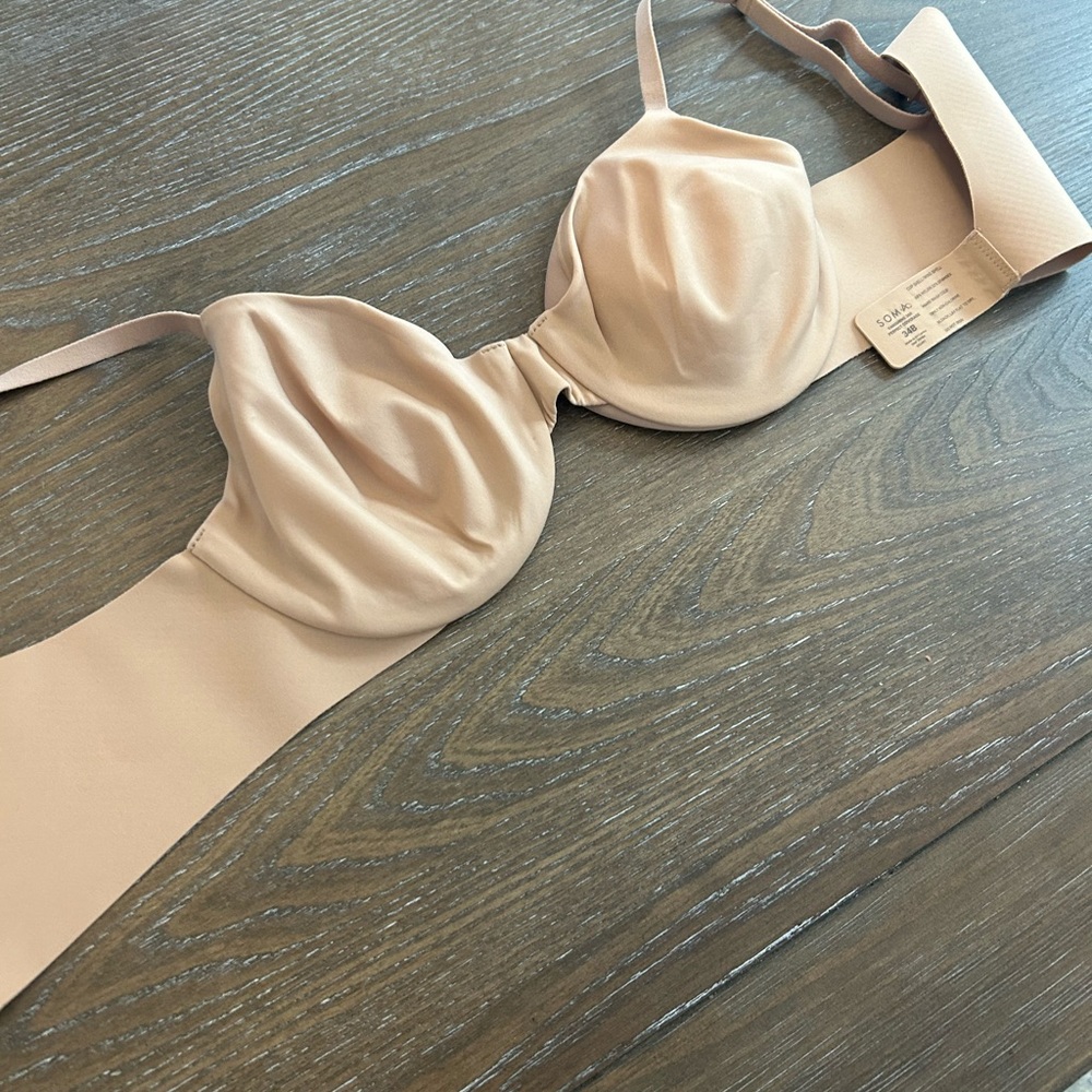 Soma Vanishing 360 Perfect Coverage Unlined 34B - Nude - New, unused